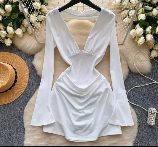 Elegant White Long Sleeve Mini